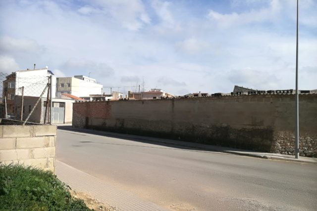 SE VENDE SOLAR EDIFICABLE DE 1.000 M2. EN SANT MATEU  Castellón